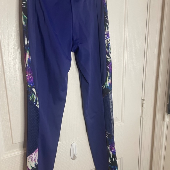 Roxy Carribean Sunset Surf Leggings Size Small - Picture 8 of 8